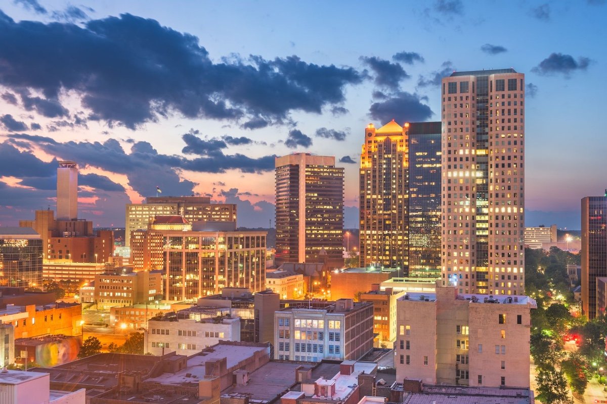 Birmingham Alabama nigh skyline